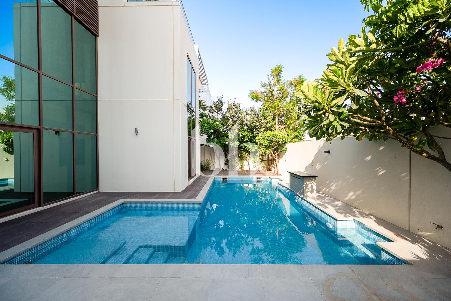 Private Pool | Single Row | Vacant Soon