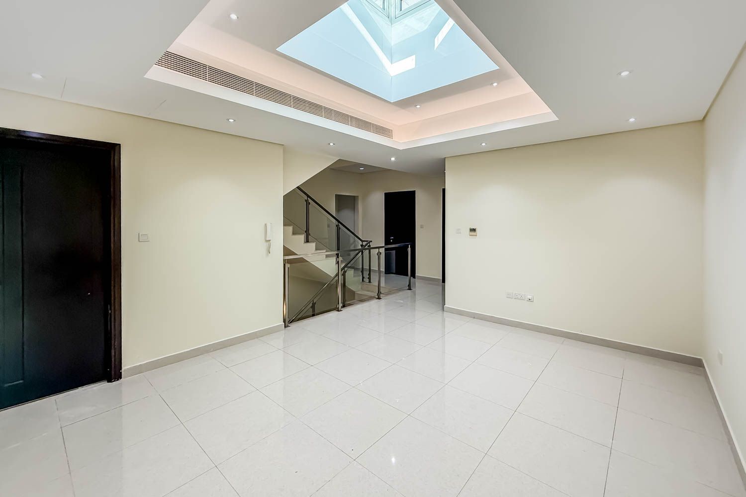 4 Bedrooms Townhouse in Grand Views