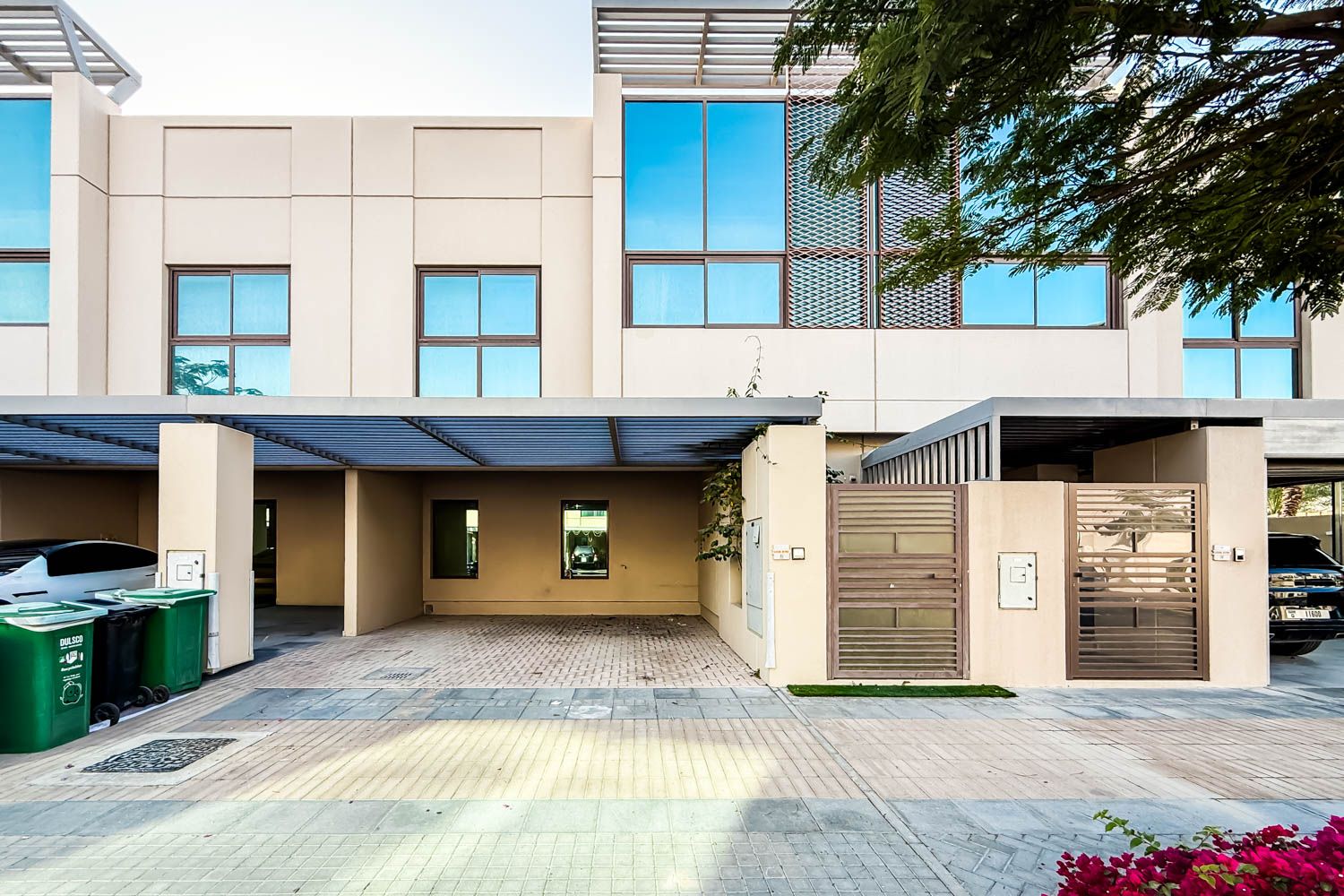 4 Bedrooms Townhouse in Grand Views