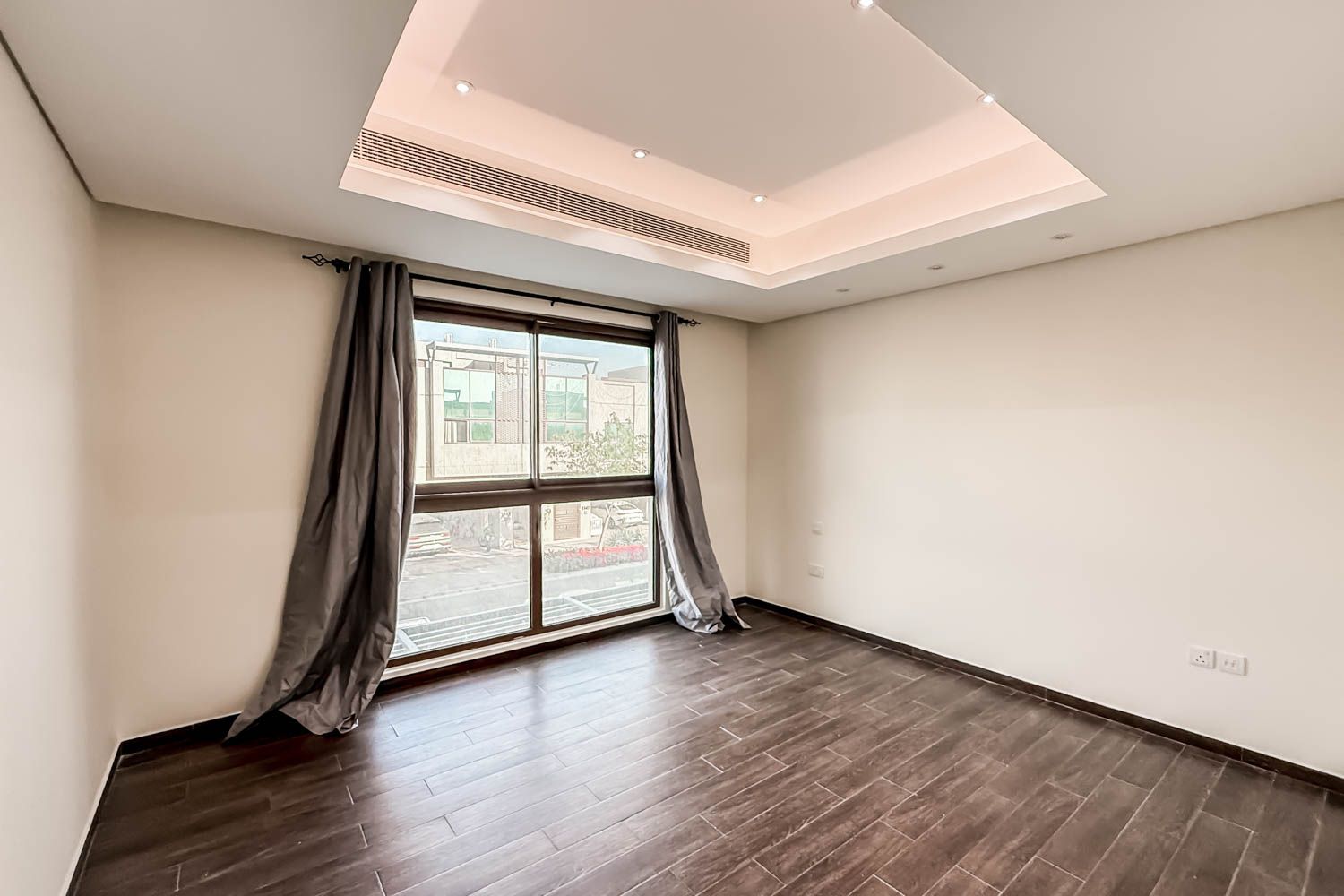 4 Bedrooms Townhouse in Grand Views