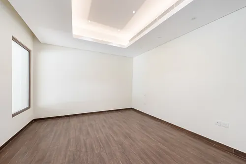 4 Bedrooms Townhouse in Grand Views