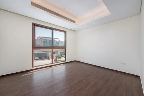 4 Bedrooms Townhouse in Grand Views