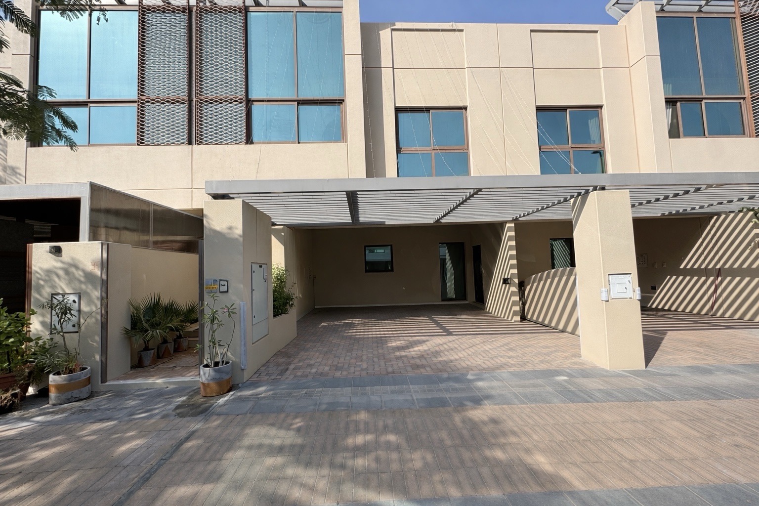 4 Bedrooms Townhouse in Grand Views