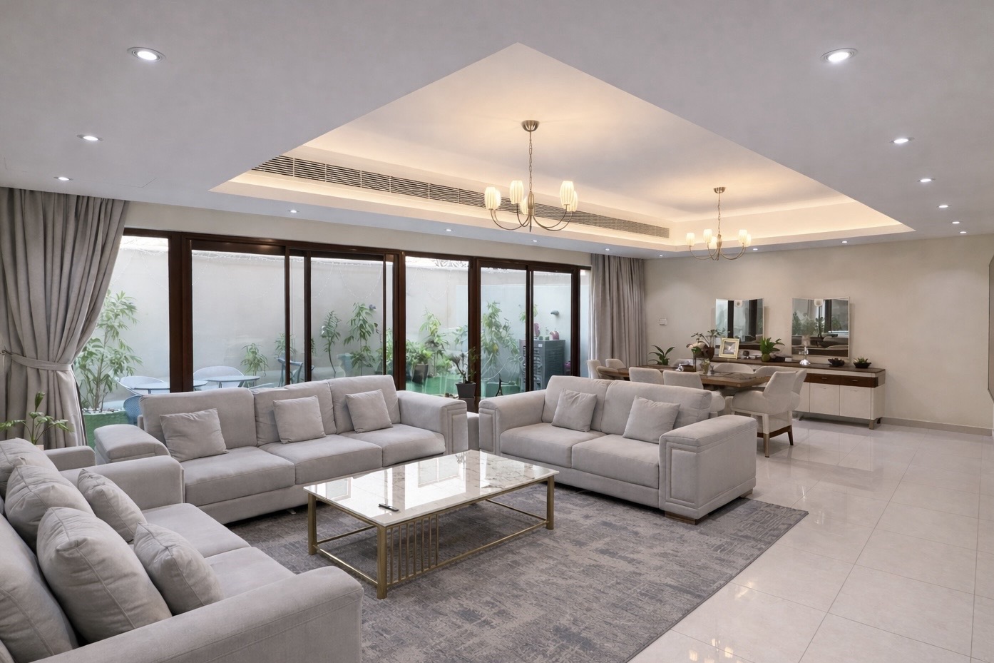 4 Bedrooms Townhouse in Grand Views