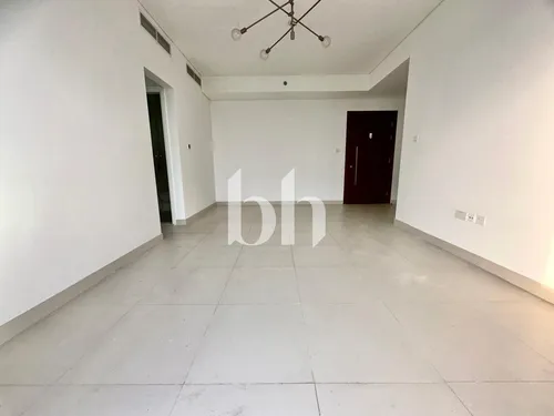 Vacant | Huge Layout | Appliances included
