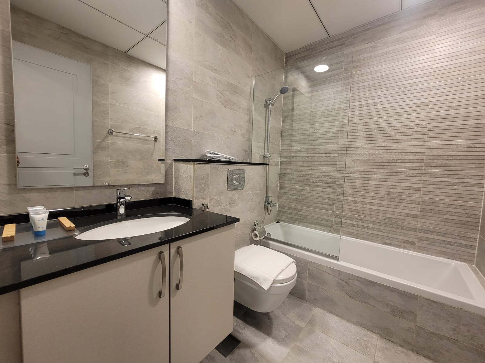 2 Bedrooms Apartment in The Polo Residence C1