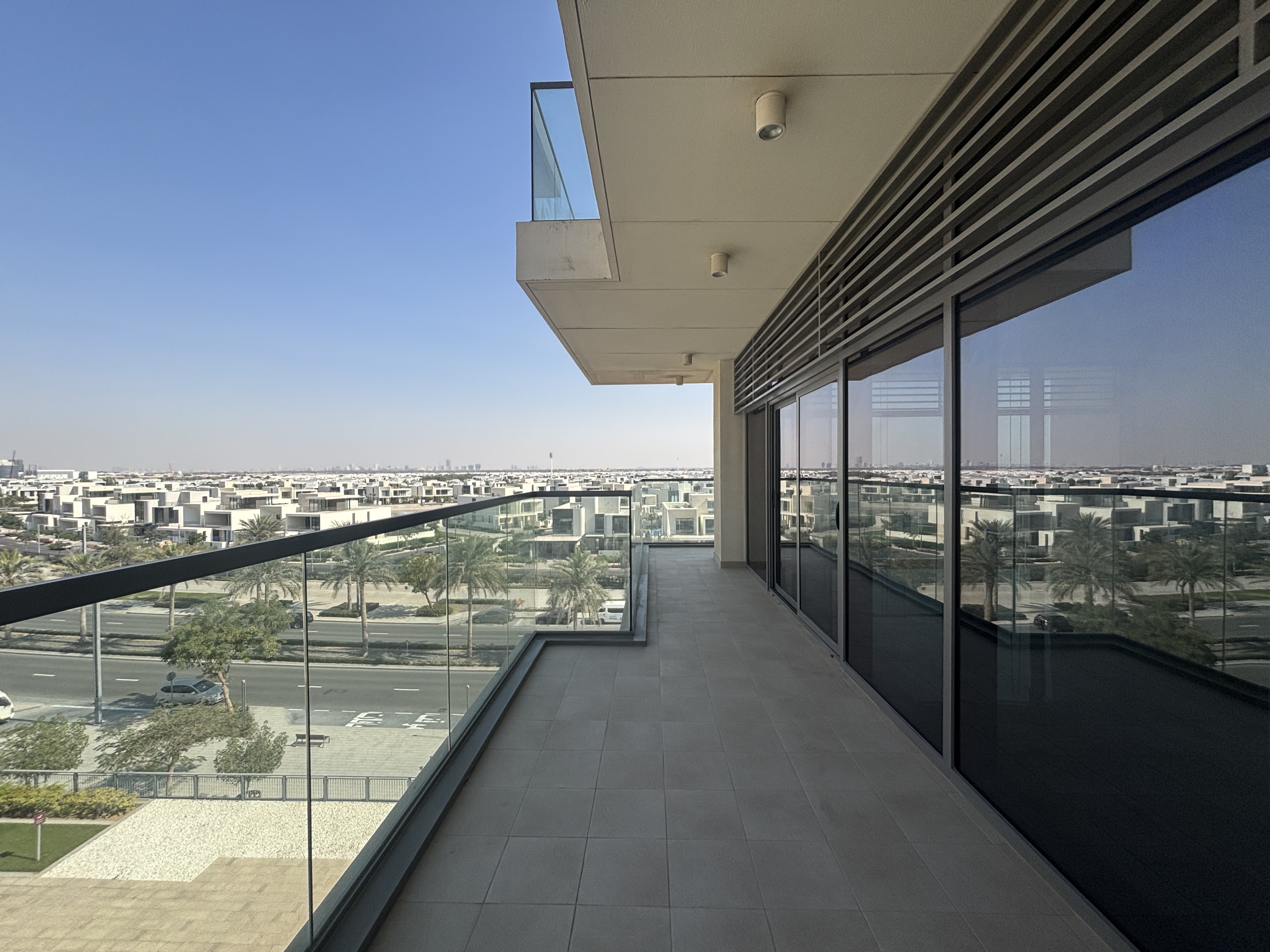 2 Bedrooms Apartment in Mulberry at Park Heights Mulberry B1