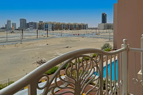 2 Bedrooms Apartment in Mulberry at Park Heights Mulberry B2