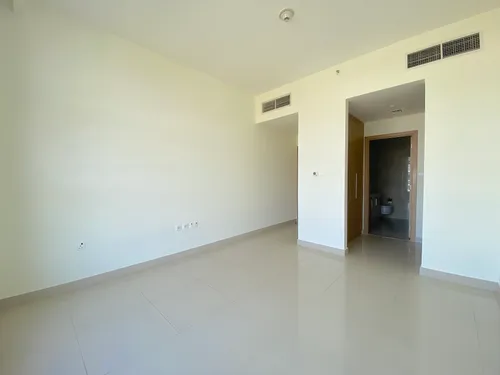 2 Bedrooms Apartment in Mulberry at Park Heights Mulberry B2