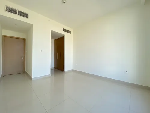 2 Bedrooms Apartment in Mulberry at Park Heights Mulberry B2