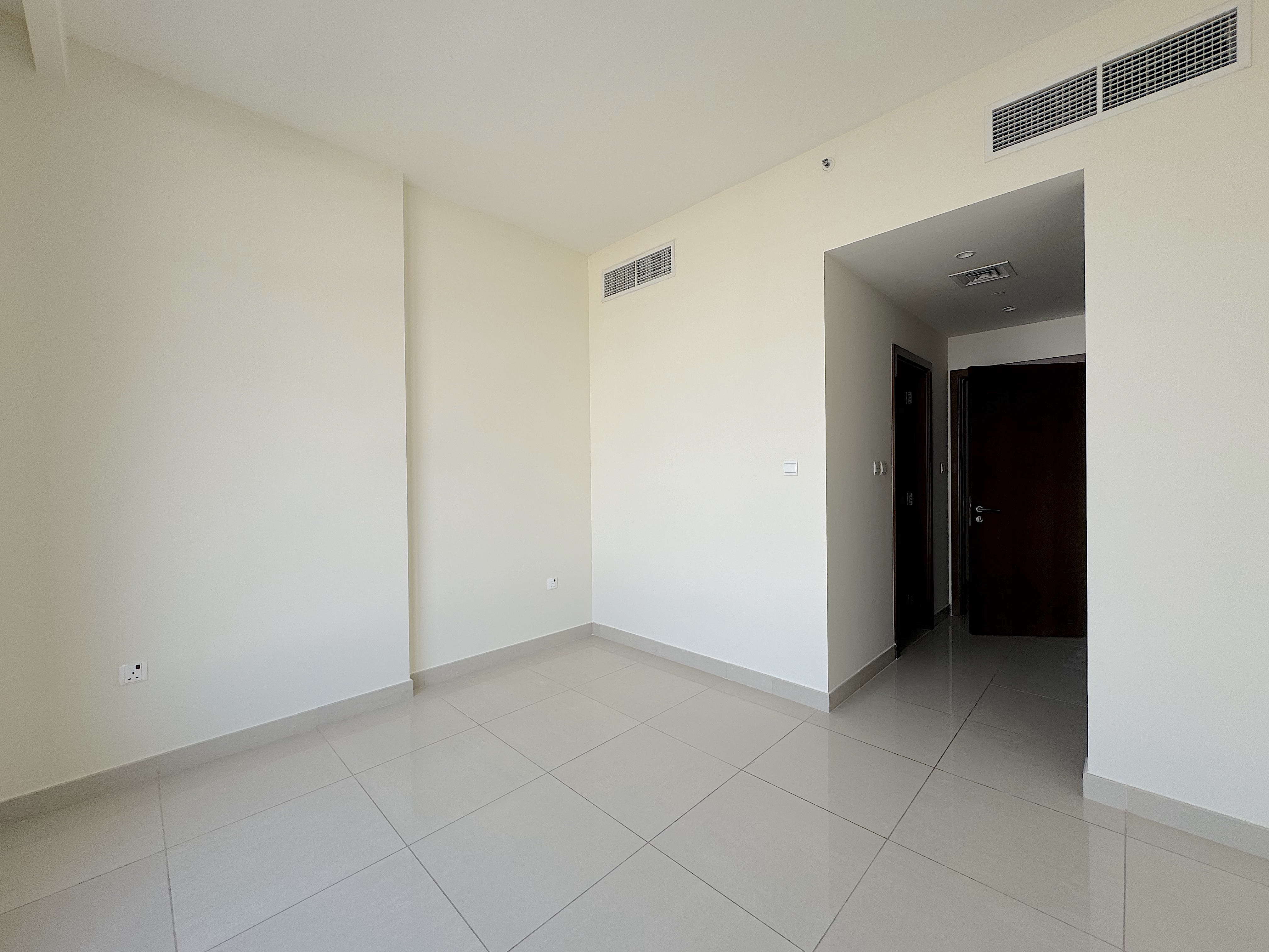 2 Bedrooms Apartment in Mulberry 2 at Park Heights Mulberry A2