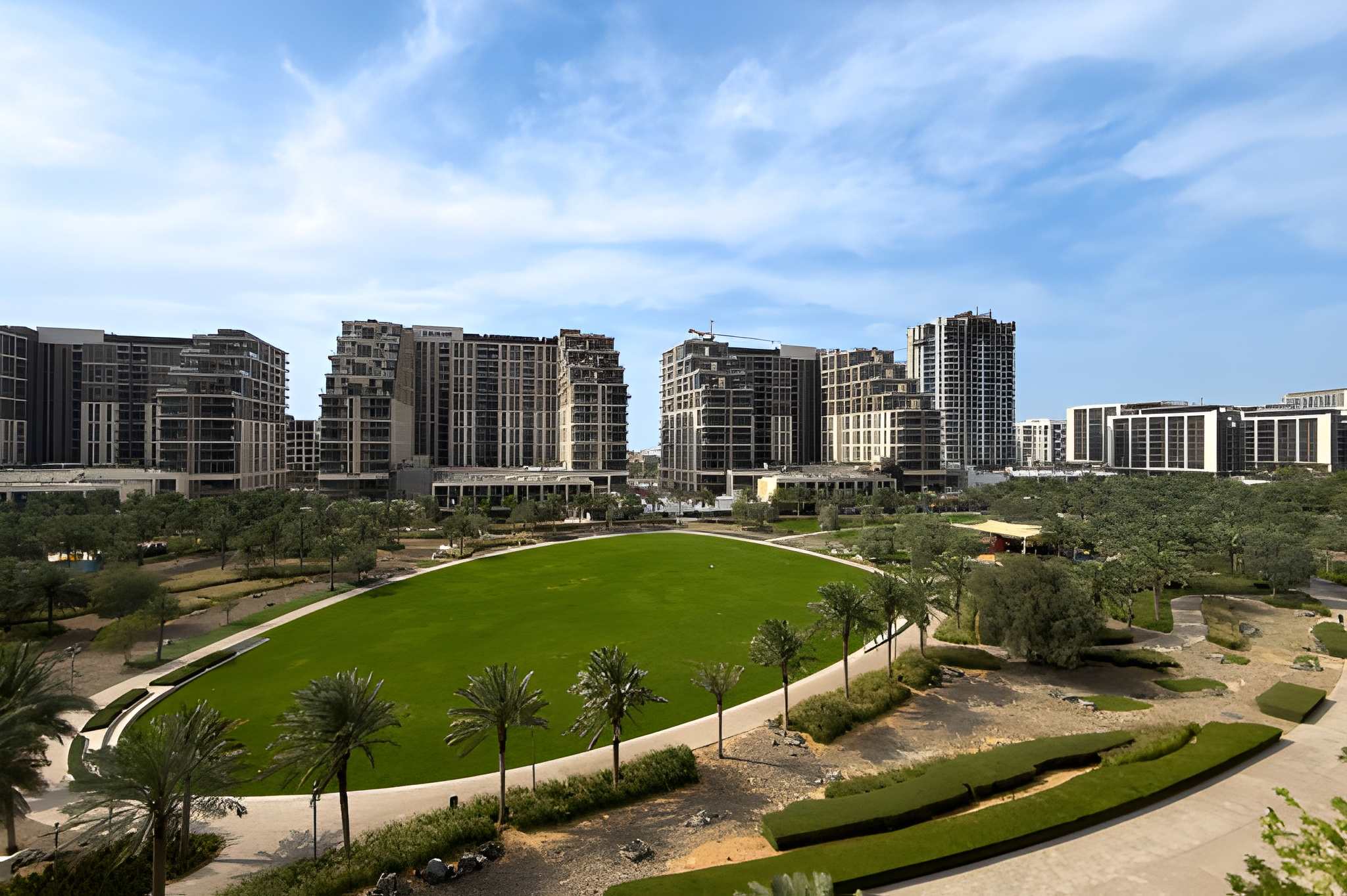 3 Bedrooms Apartment in Park Horizon Tower 2