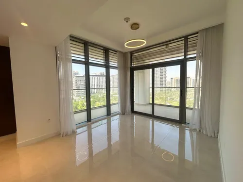 4 Bedrooms Apartment in Mulberry 2 at Park Heights Mulberry B2