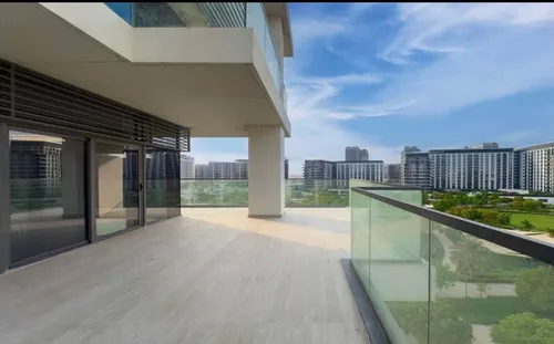 4 Bedrooms Apartment in Mulberry 2 at Park Heights Mulberry B2