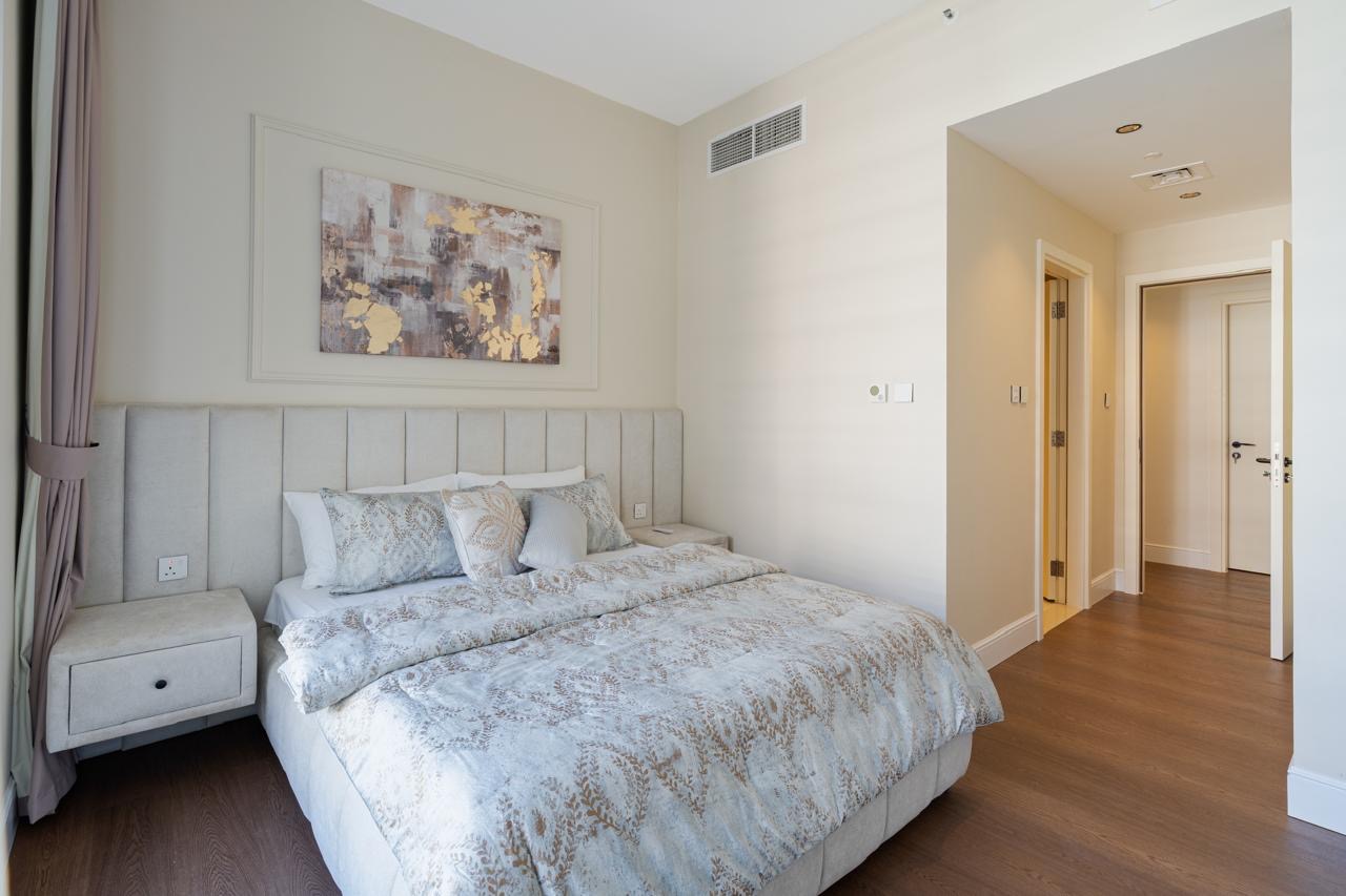 3 Bedrooms Apartment in Mulberry 2 at Park Heights Mulberry A2