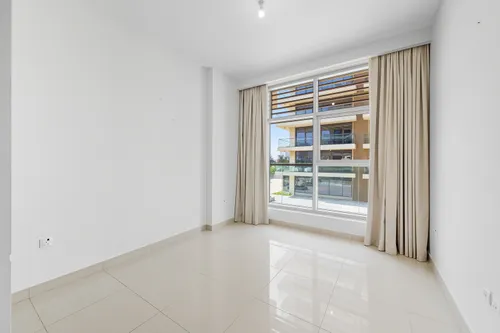 3 Bedrooms Apartment in Mulberry at Park Heights Mulberry B2
