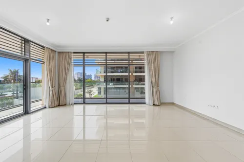 3 Bedrooms Apartment in Mulberry at Park Heights Mulberry B2