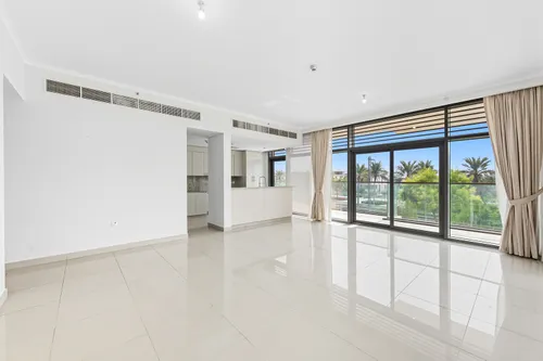 3 Bedrooms Apartment in Mulberry at Park Heights Mulberry B2