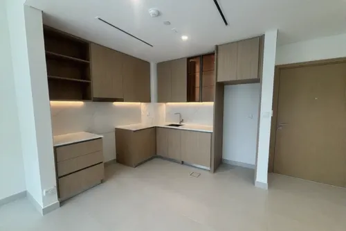 2 Bedrooms Apartment in Park Horizon Tower 2