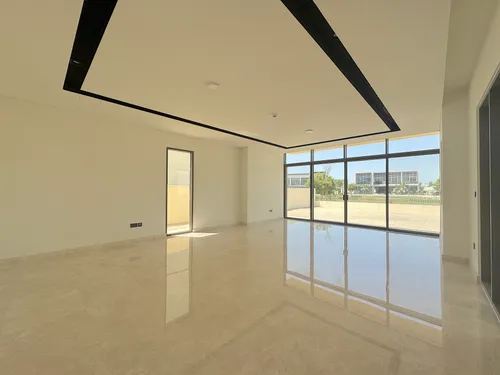 4 Bedrooms Villa in Golf Place 2