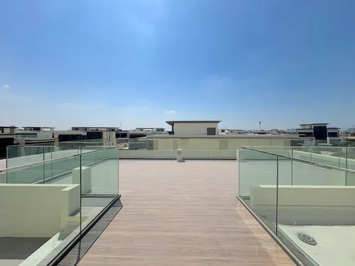 4 Bedrooms Villa in Golf Place 2