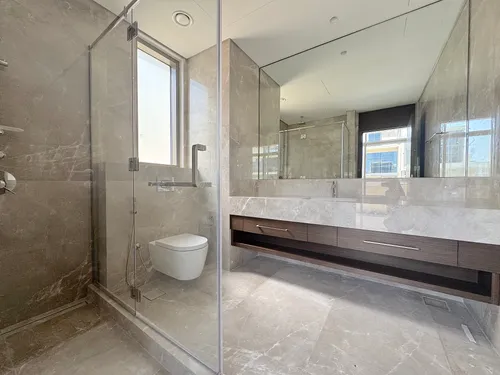 4 Bedrooms Villa in Golf Place 2