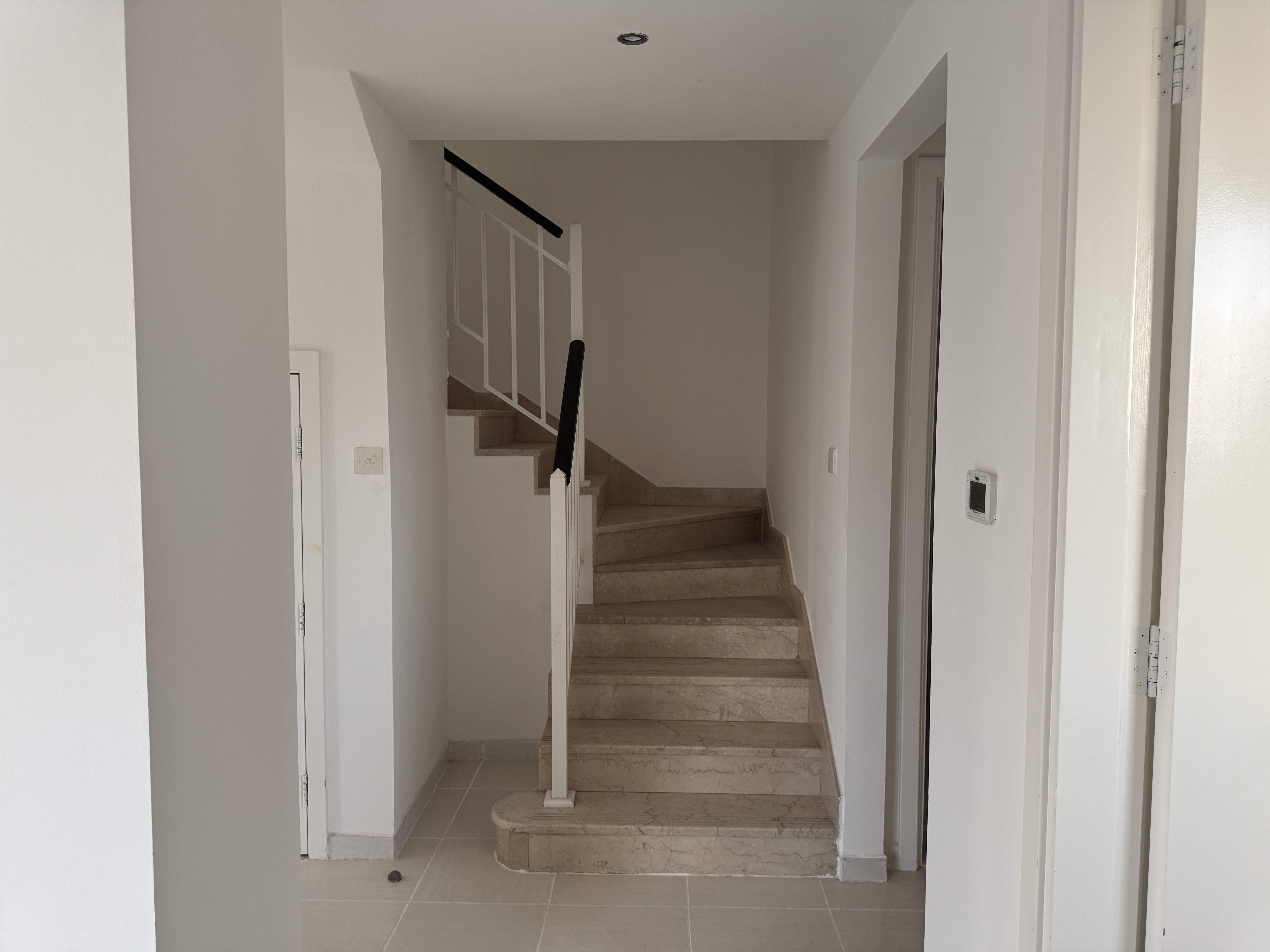 2 Bedrooms Townhouse in Springs 11