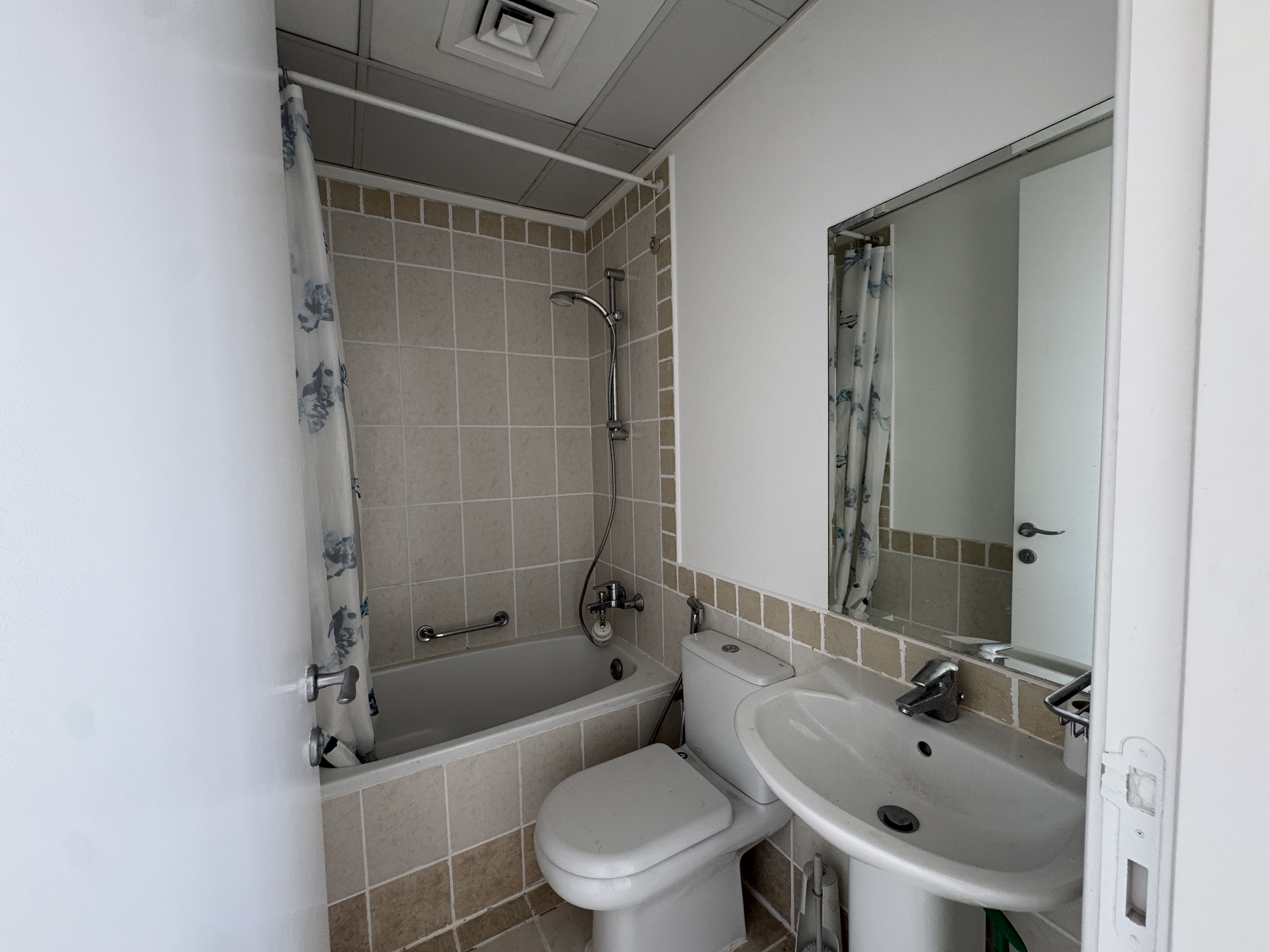 2 Bedrooms Townhouse in Springs 11