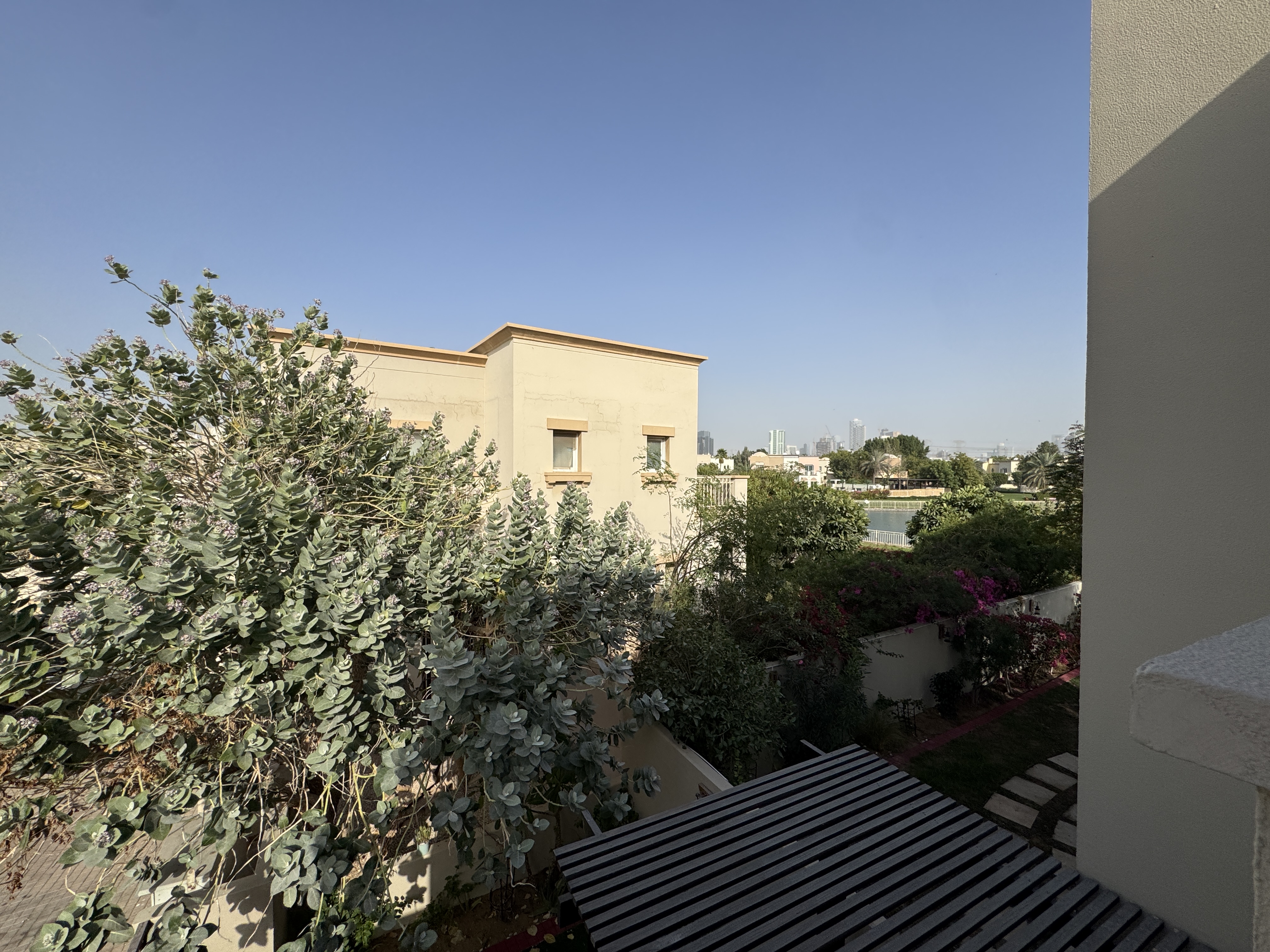 2 Bedrooms Townhouse in Springs 11