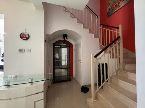 3 Bedrooms Townhouse in Springs 9