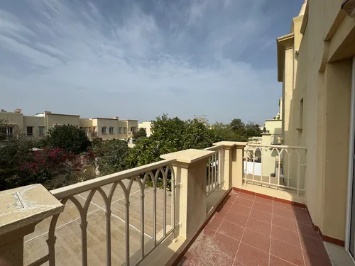 3 Bedrooms Townhouse in Springs 9