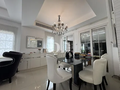 Large Plot | Spacious | Furnished | Ready to View