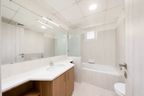 4 Bedrooms Villa in Meadows 2