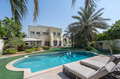 Huge Plot | Private Pool | Upgraded | Skyline View