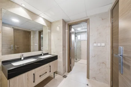 4 Bedrooms Villa in Meadows 2