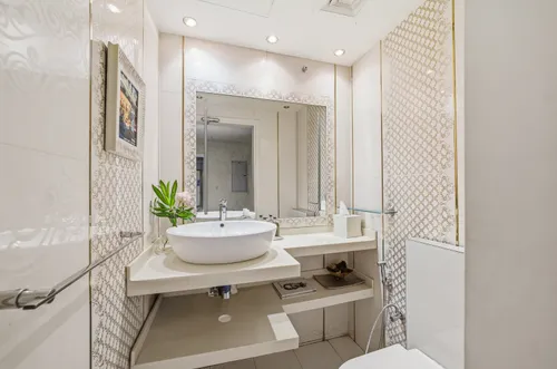 4 Bedrooms Villa in Meadows 1