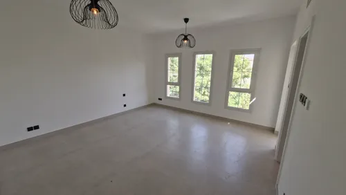 3 Bedrooms Townhouse in Springs 9