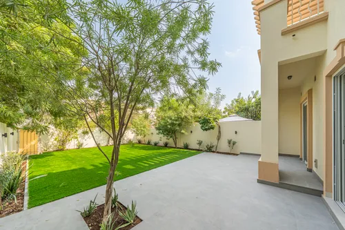 3 Bedrooms Townhouse in Springs 9