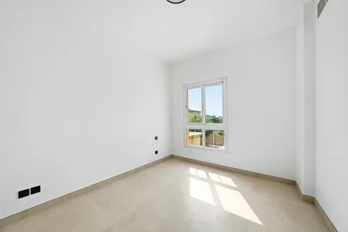 3 Bedrooms Townhouse in Springs 9