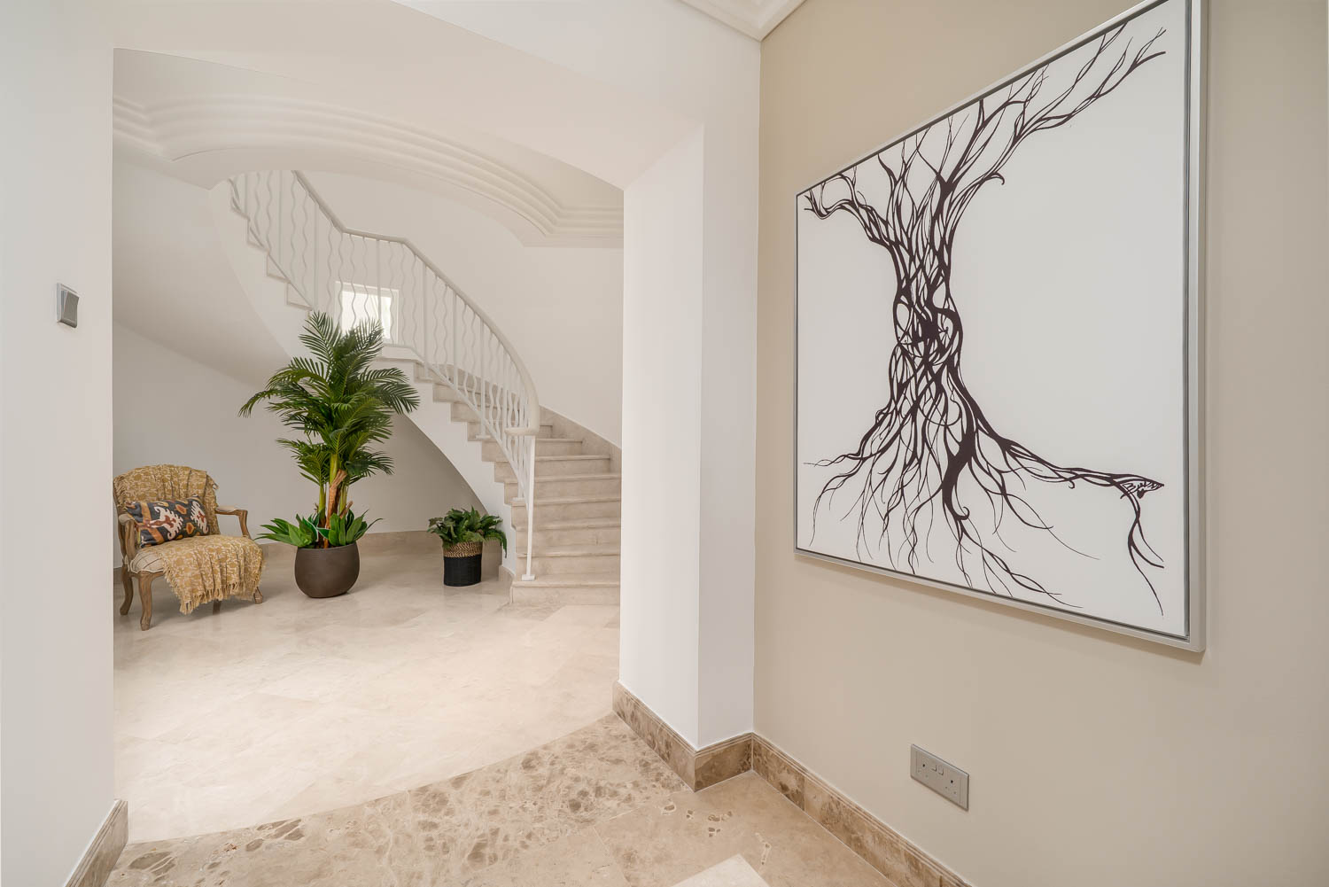 6 Bedrooms Villa in Meadows 5