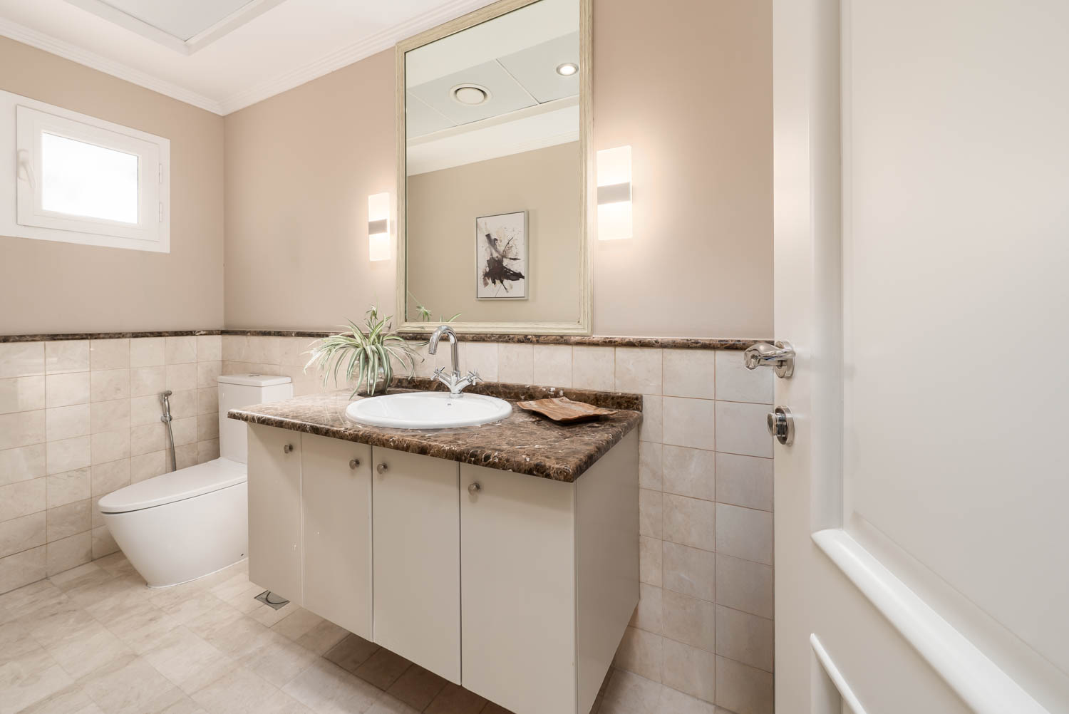 6 Bedrooms Villa in Meadows 5