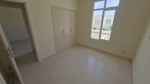 3 Bedrooms Townhouse in Springs 5
