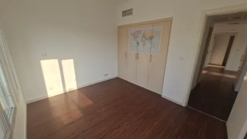 3 Bedrooms Townhouse in Springs 5