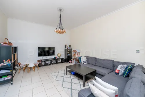 4 Bedrooms Villa in Meadows 1