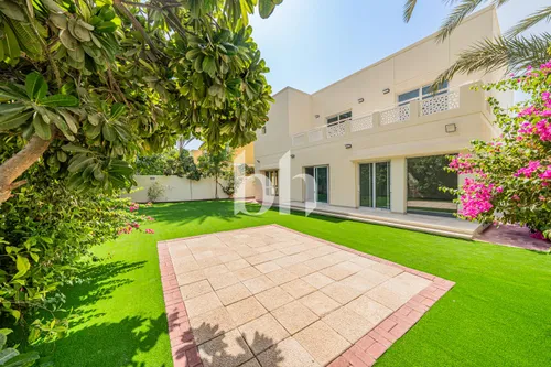 Fully Upgraded | Extended | Type 11 | 5 Beds