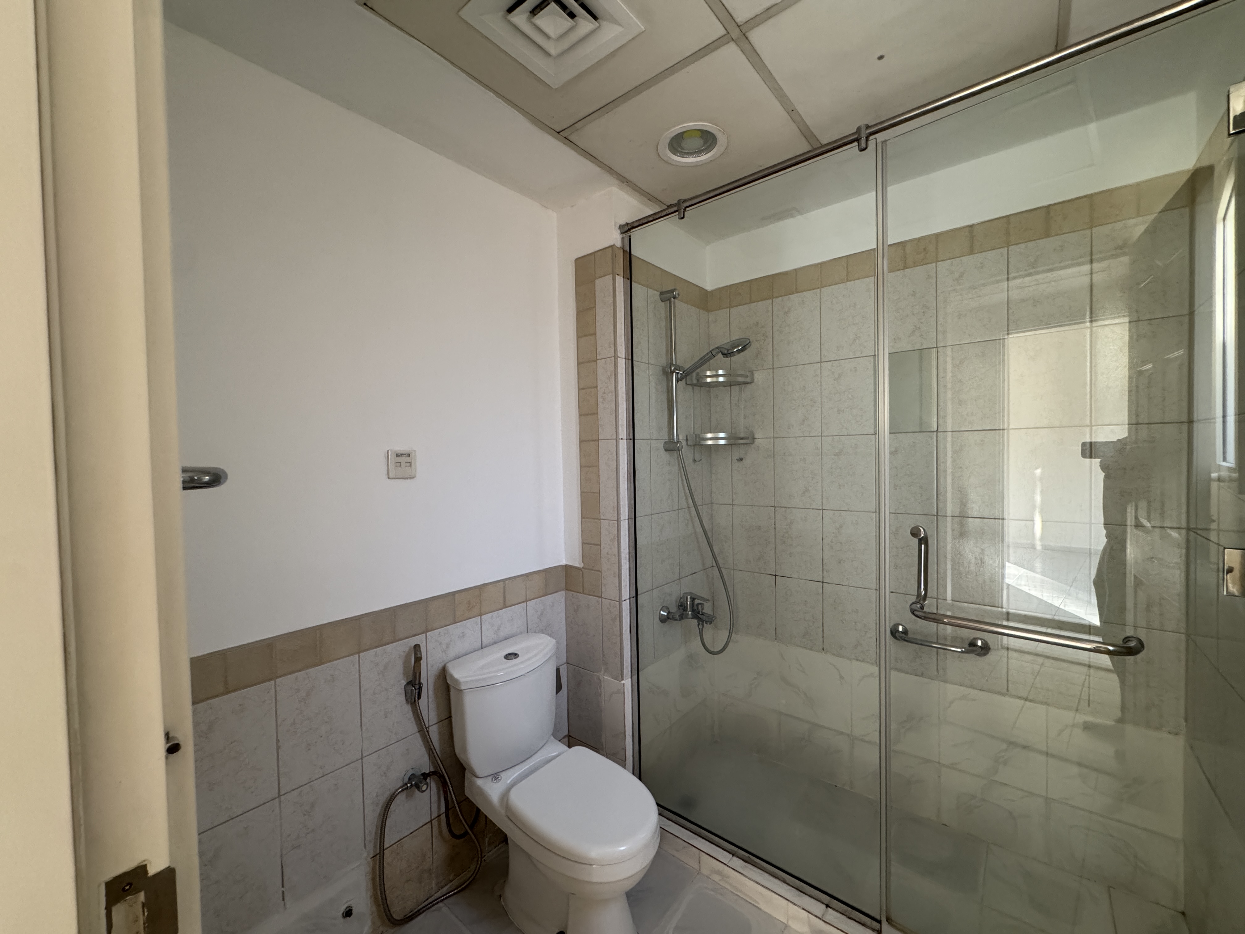 3 Bedrooms Townhouse in Springs 8