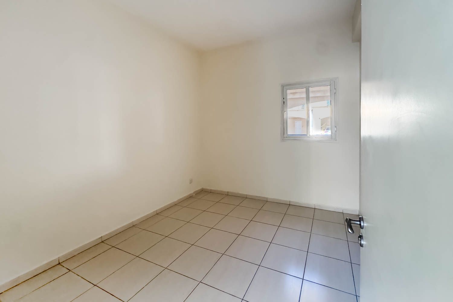 3 Bedrooms Townhouse in Springs 8