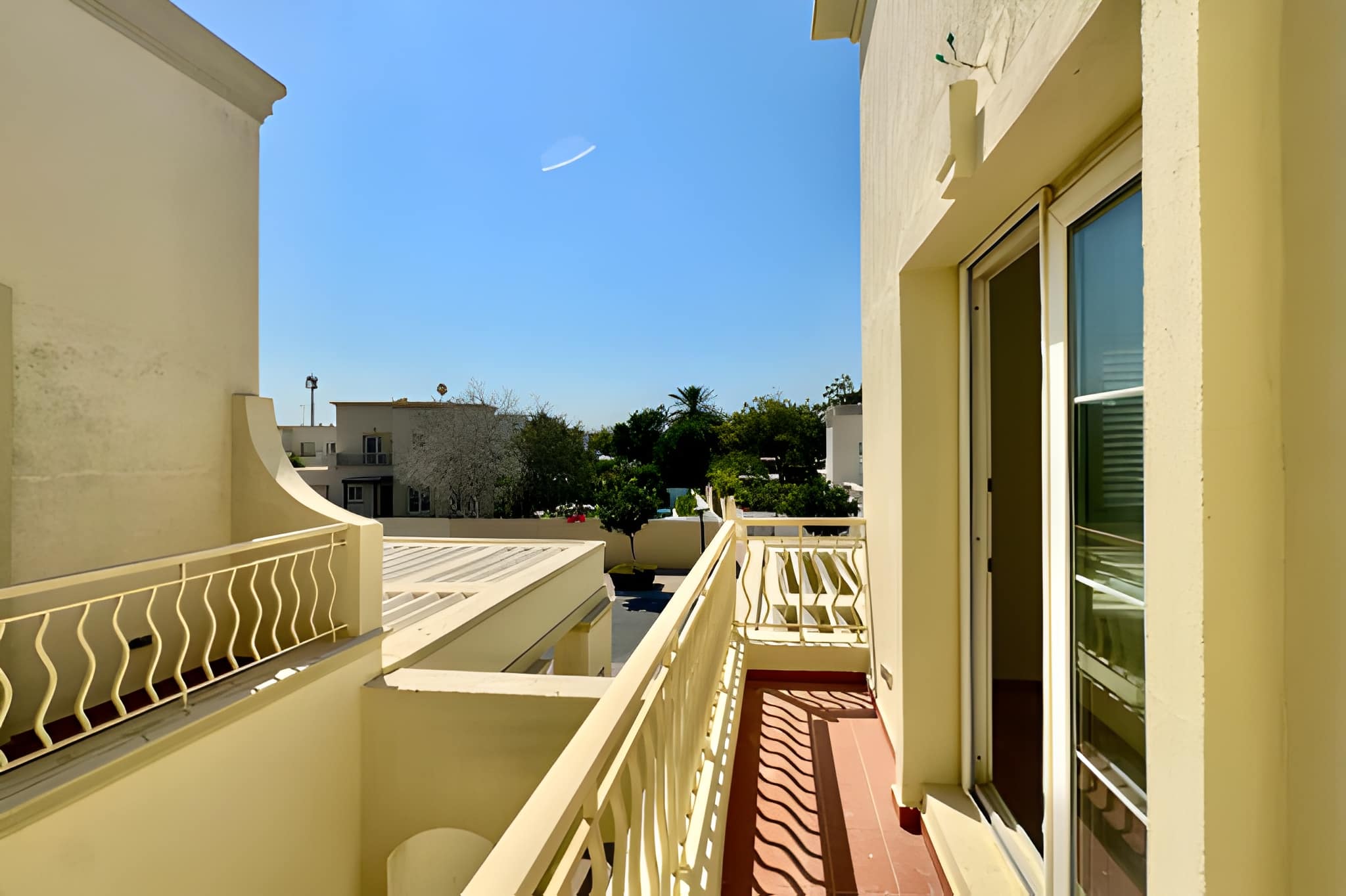 3 Bedrooms Townhouse in Springs 3