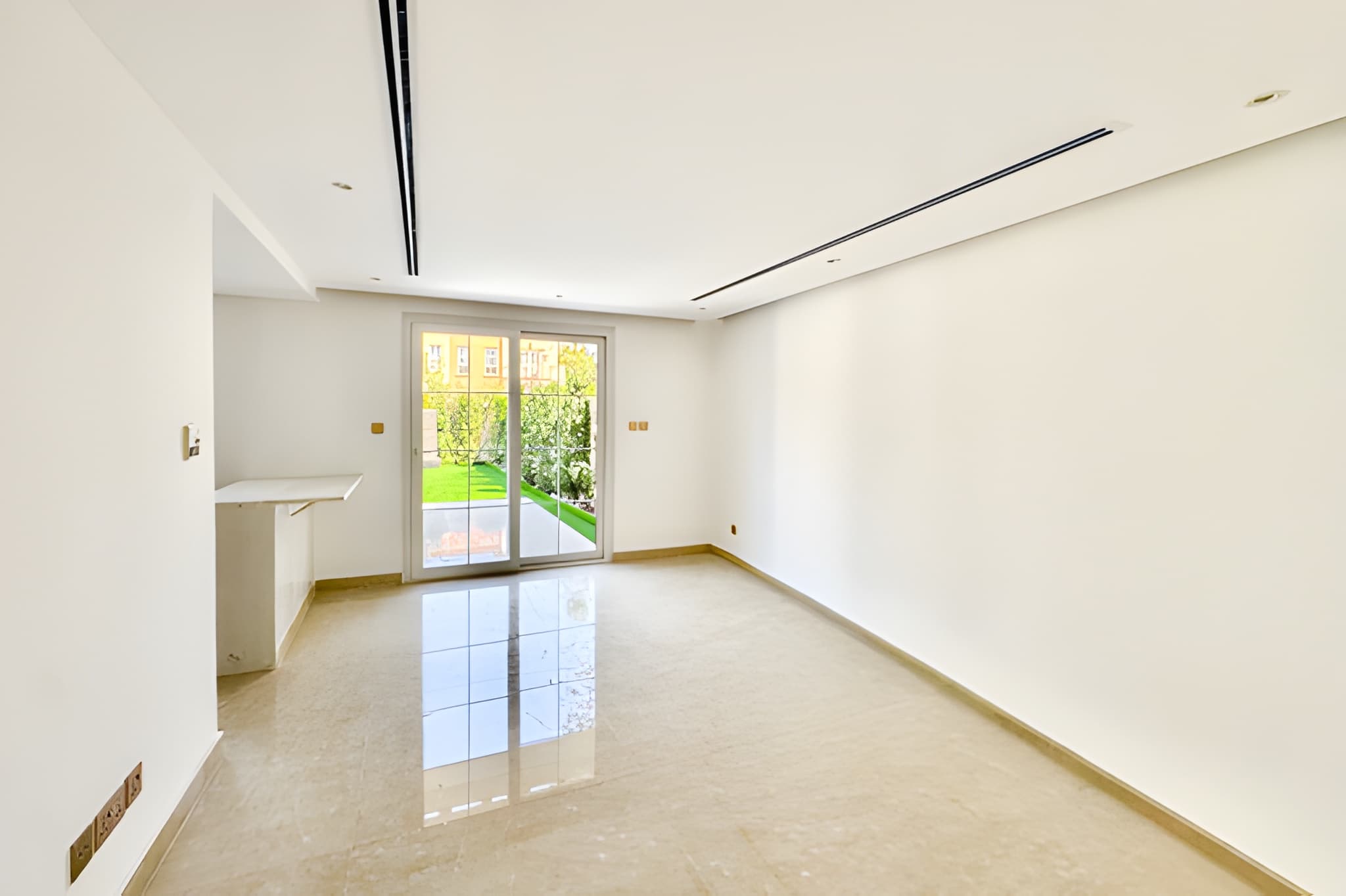 3 Bedrooms Townhouse in Springs 3