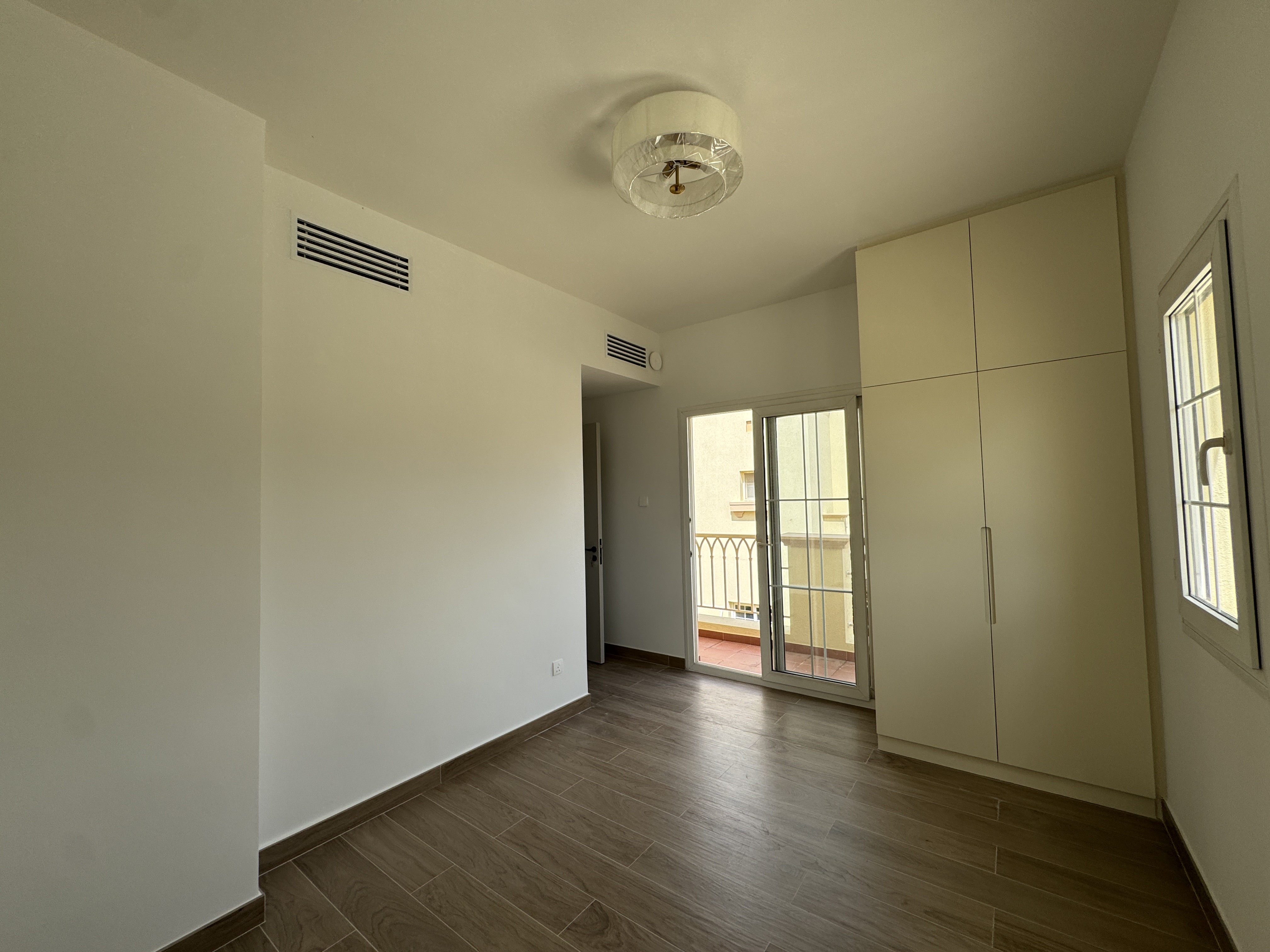 2 Bedrooms Townhouse in Springs 9